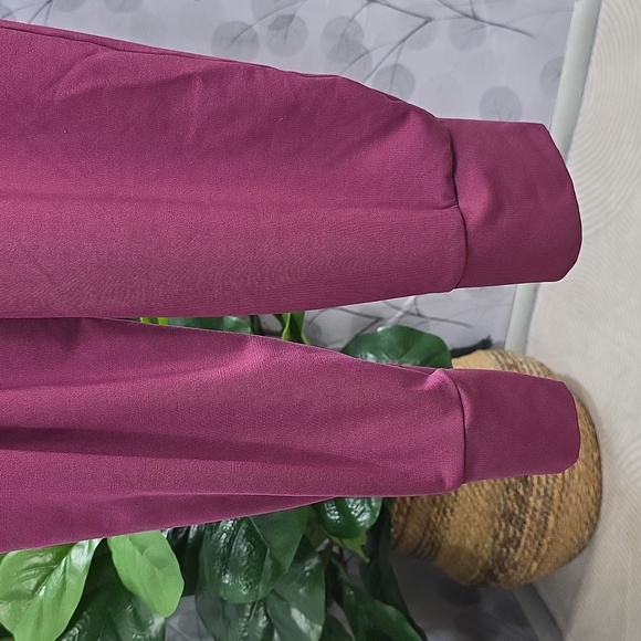 Nike Dri-FIT Plum Sleeveless Training Jumpsuit - Picture 11 of 12